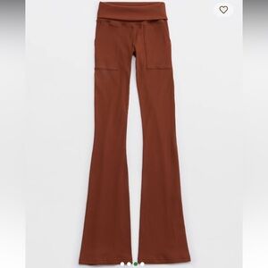 OFFLINE By Aerie Ribbed Pocket Foldover Flare Legging